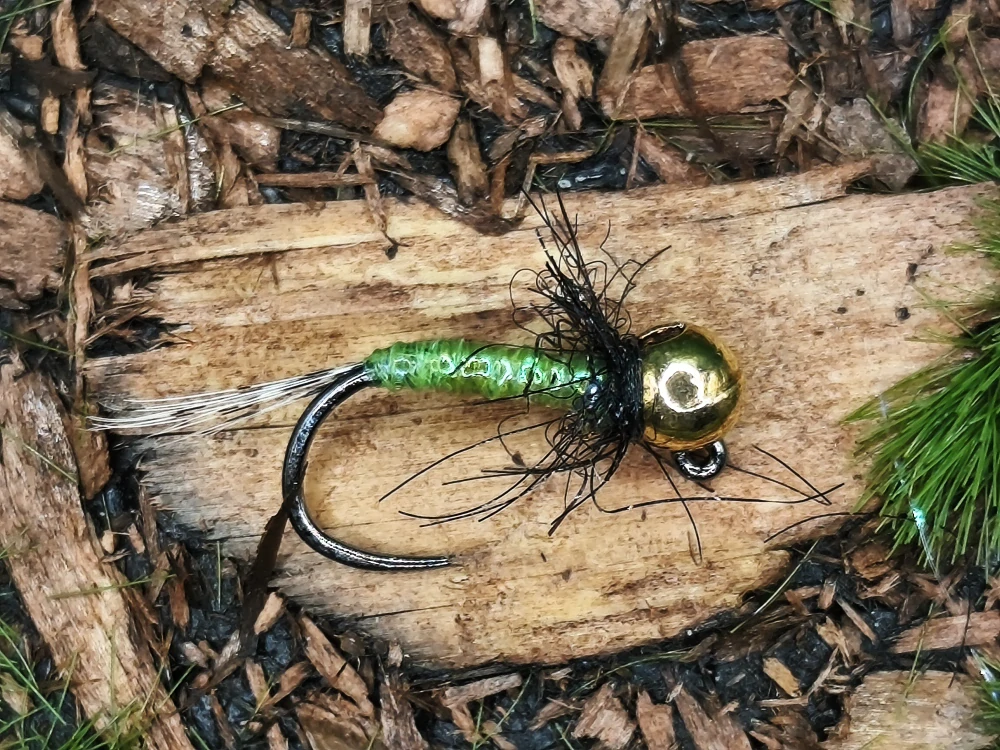 SMOOTH SHINY CHARTREUSE